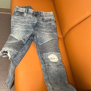 Blue acid wash stacked skinny jeans ! Originally purchased from H&M